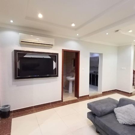 Celine Al Motamaiza Furnished Apartmentジェッダ エクステリア 写真