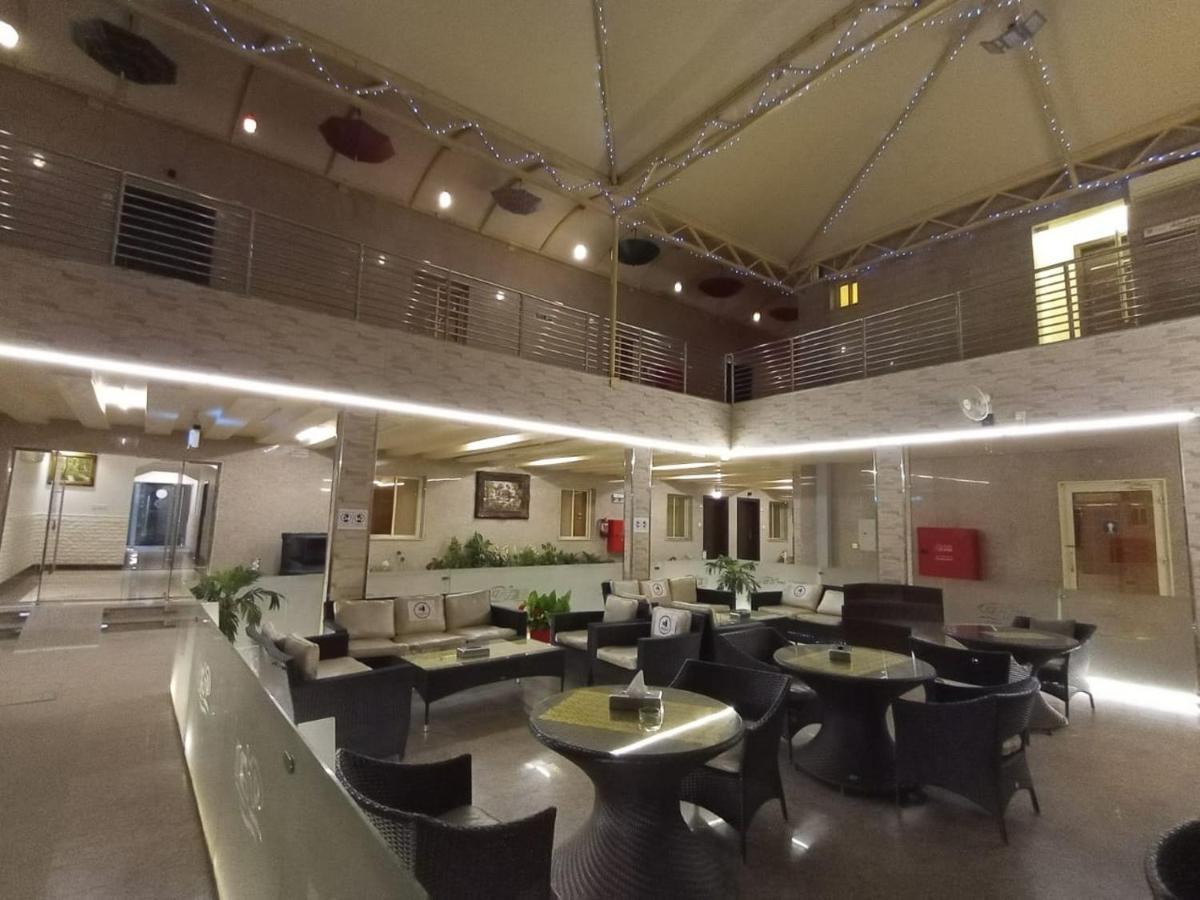 Celine Al Motamaiza Furnished Apartmentジェッダ エクステリア 写真